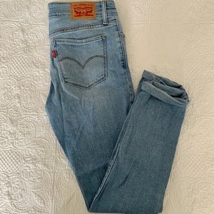 Levi’s 711 skinny filiforme jeans